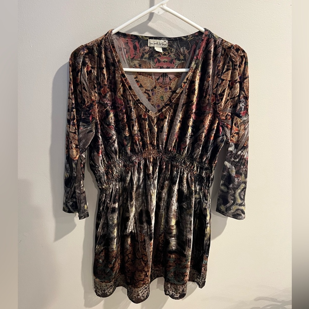 🛑SALE 💜 Live and let live soft velour like tunic too